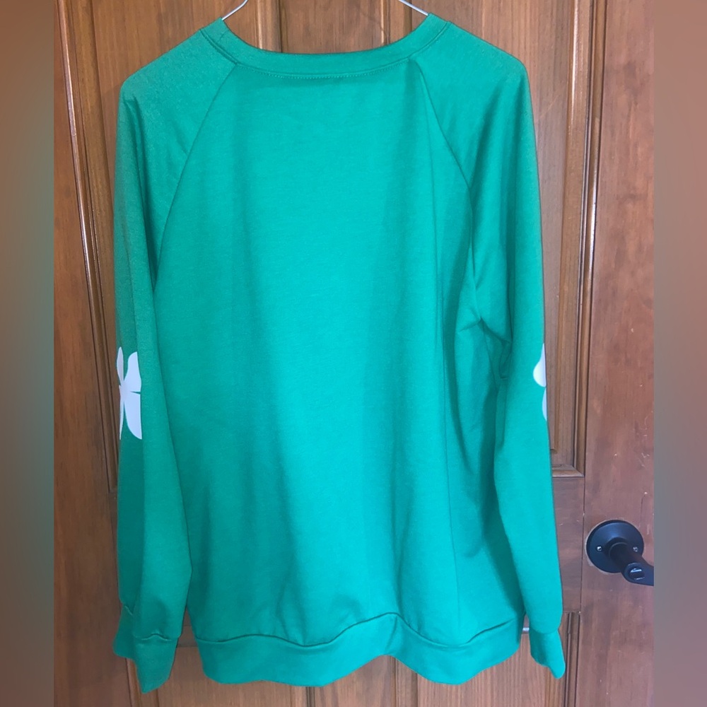 Green Lucky Sweatshirt with Shamrock Design on both arms -M - Picture 8 of 8